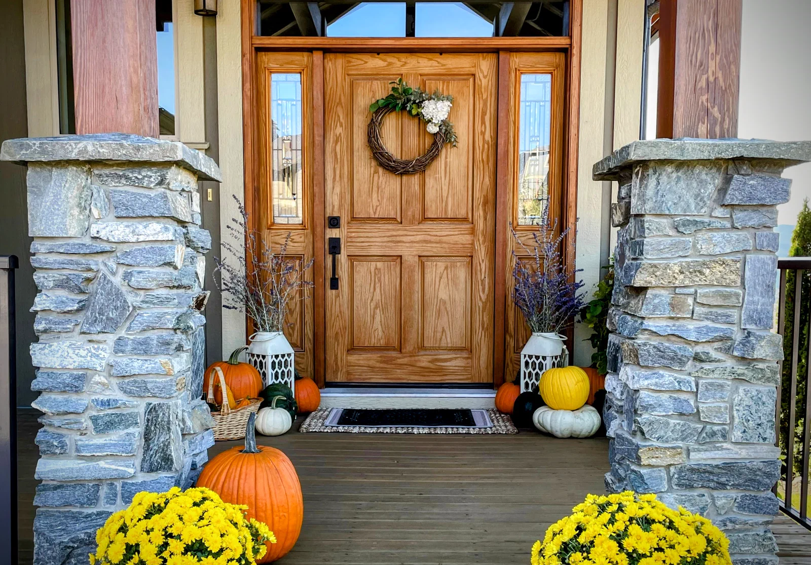 Autumn Porch Pumpkins