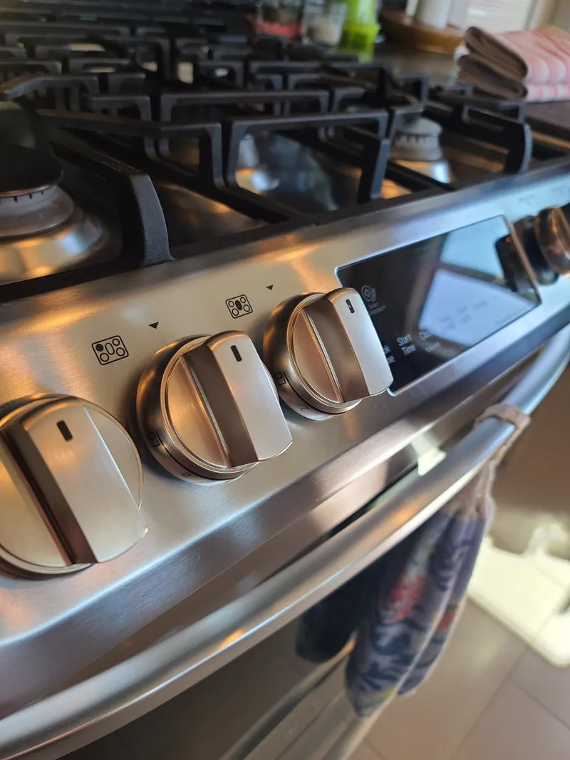 Gas range · deep clean